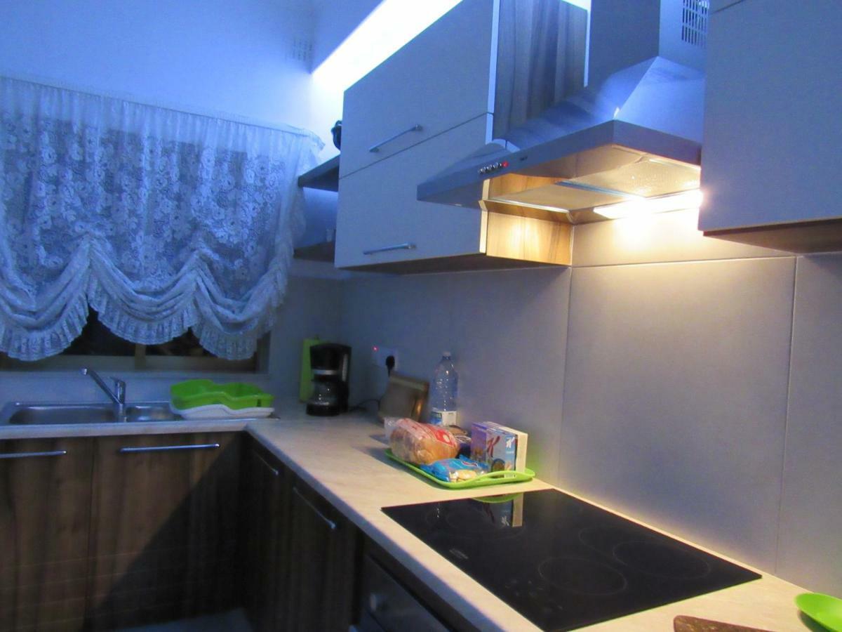 Central Studio Apartment Santa Vennera Bagian luar foto